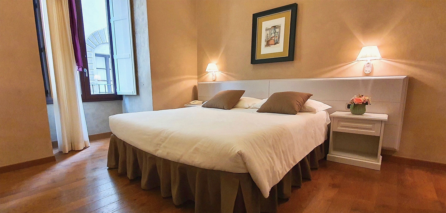 5 Camere: Singole, Matrimoniali e Familiari - La Signoria di Firenze BnB